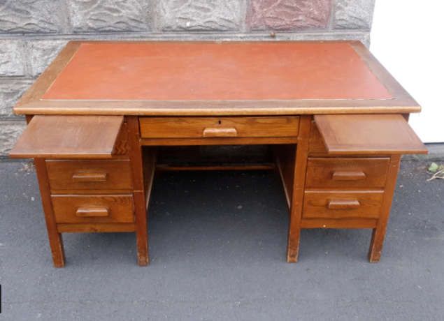 large-oak-abbess-style-desk-big-3
