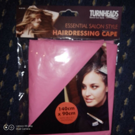 bulk-hairdressing-capes-90-bnip-turnheads-joblot-wholesale-big-0
