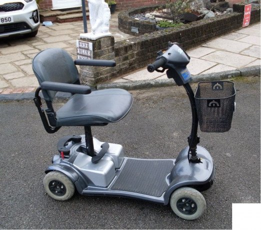 kymco-shopper-mobility-scooter-big-2