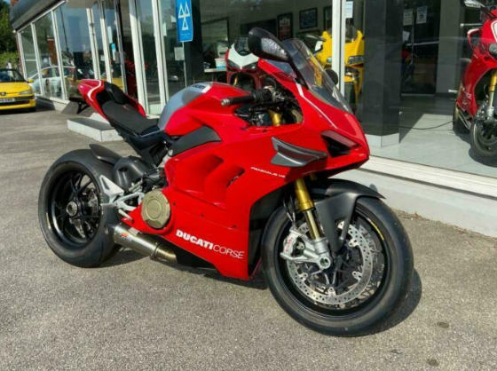 ducati-panigale-v4-r-full-jester-exhaust-system-only-1400-miles-1-owner-big-0