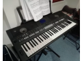 yamaha-psr-s-650-in-mint-condition-plus-box-and-stand-small-0