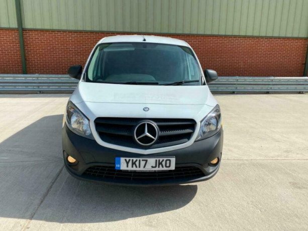 mercedes-benz-citan-109-cdi-blue-efficiency-l2-2017-17-plate-big-3